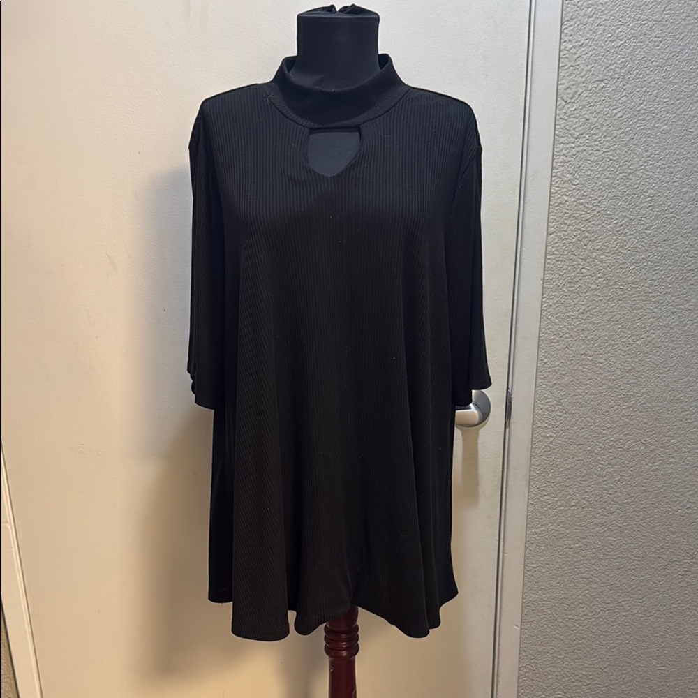 Collection B Black Boxy Tunic with 3/4 Sleeves and Mandarin Collar